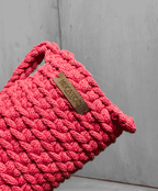 Korálový ručně háčkovaný obal na lahev Hecatoo™ HUGG