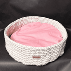 Luxusní na míru ručně háčkovaný pelíšek s polštářkem