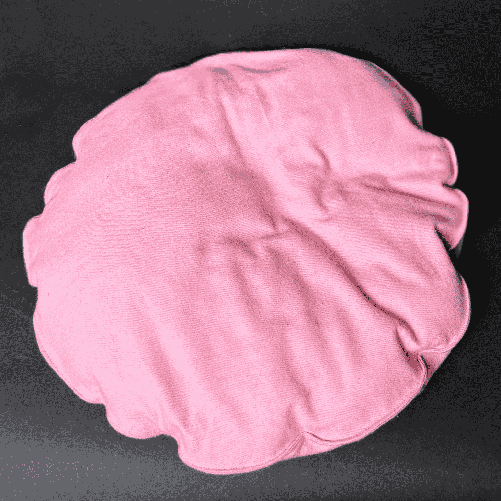 Růžový ručně šitý bavlněný polštář Ø 40 cm